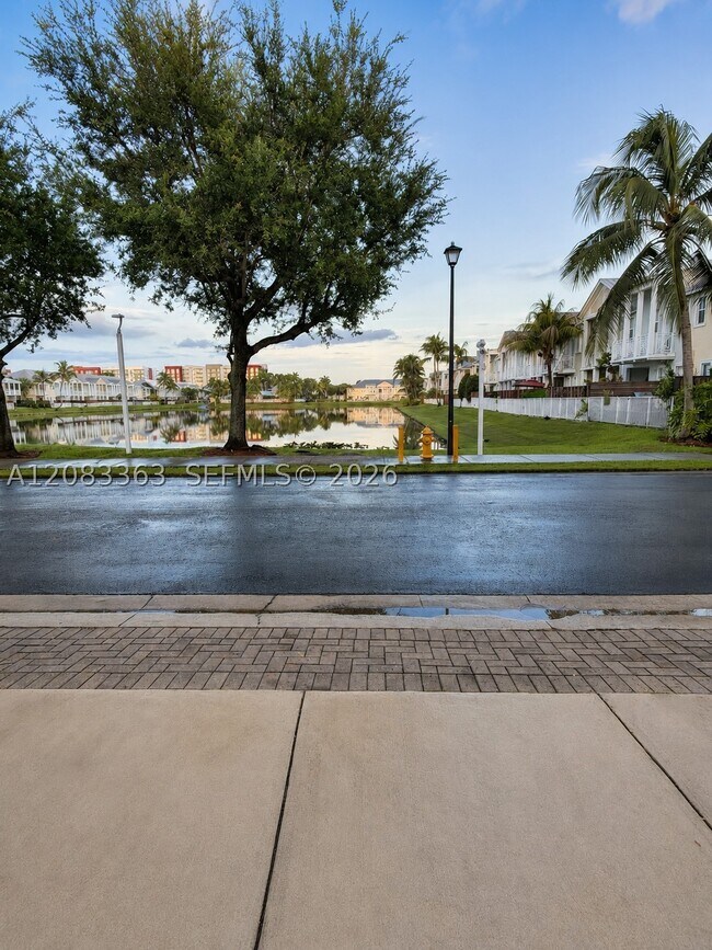 Building Photo - 7512 NW 108th Path