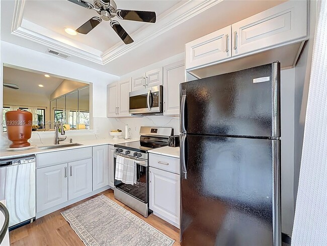 Building Photo - 2363 SW 15th St