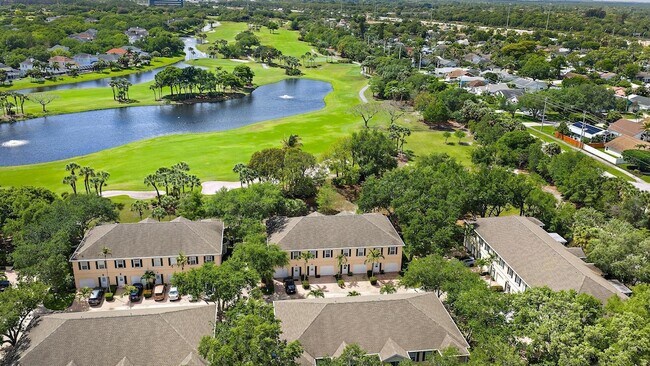 Building Photo - 136 Ashley Ct