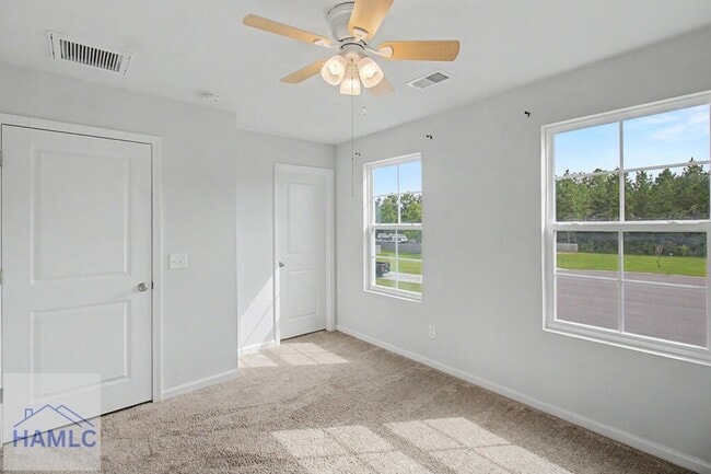 Building Photo - 137 Castaway Ct