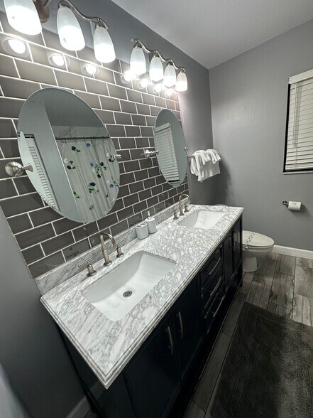 Building Photo - 1011 67th Avenue Dr W