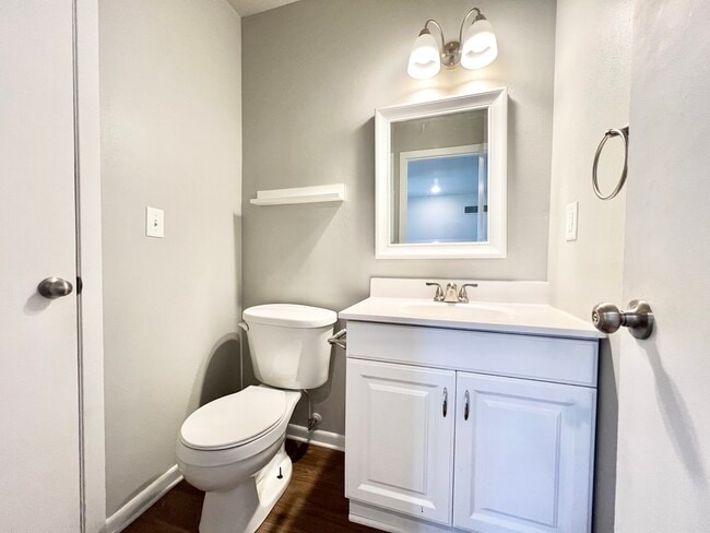 Building Photo - 2640 Blarney Stone Dr