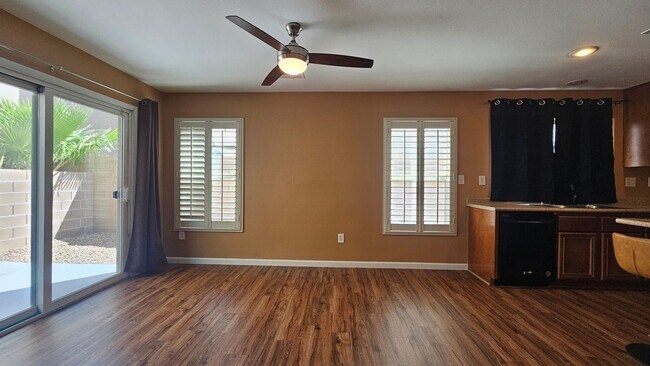 Building Photo - 7337 Camden Pine Ave