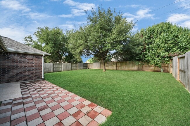 Building Photo - 16219 Field Haze Tr