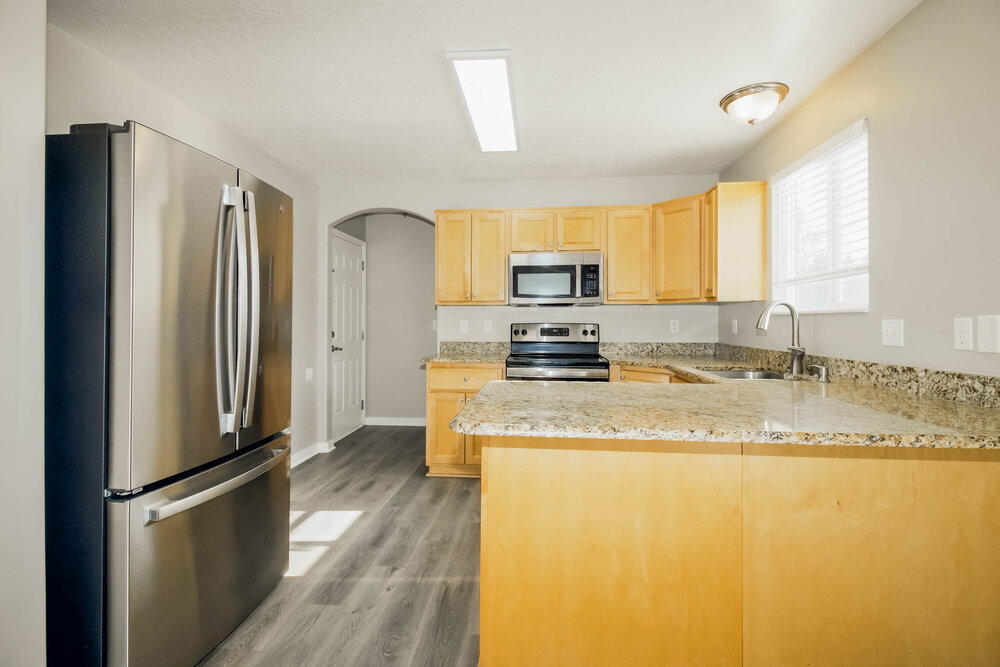 Building Photo - 2353 N 400 W