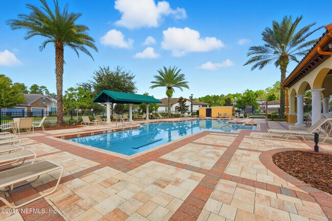 Building Photo - 3329 Montilla Dr