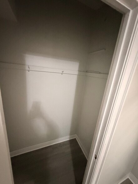 Building Photo - 8434 S Drexel Ave