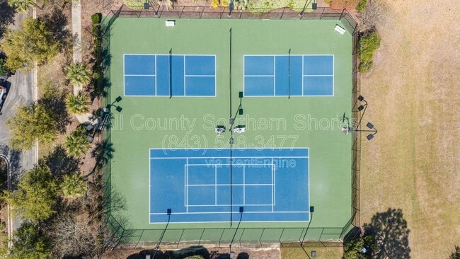 Building Photo - 264 Viareggio Road