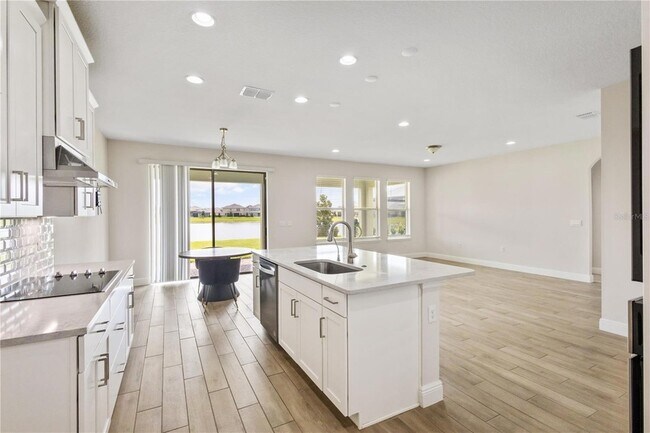 Building Photo - 8887 Sonoma Coast Dr