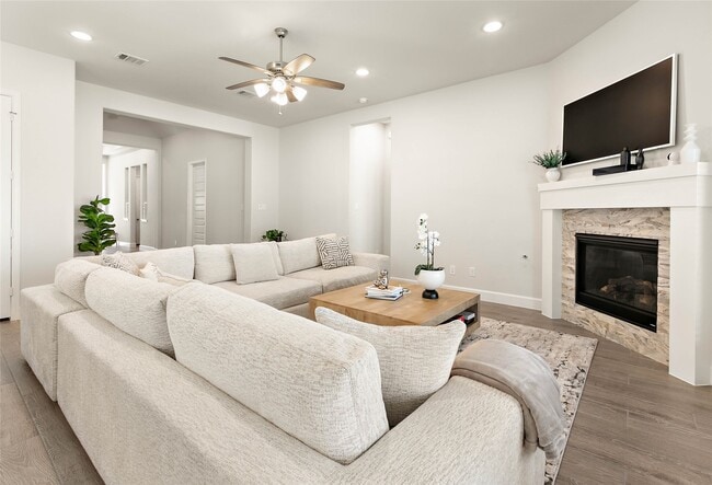 Building Photo - 508 Stella Beth Way