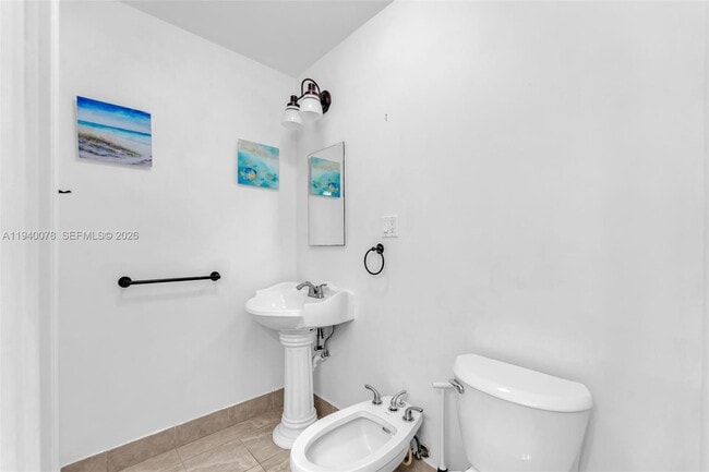 Building Photo - 10295 SW 34th St