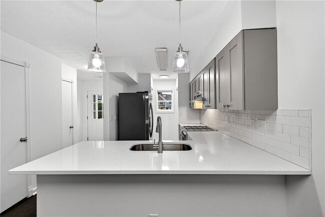 Building Photo - 6716 Colchester Pl NW