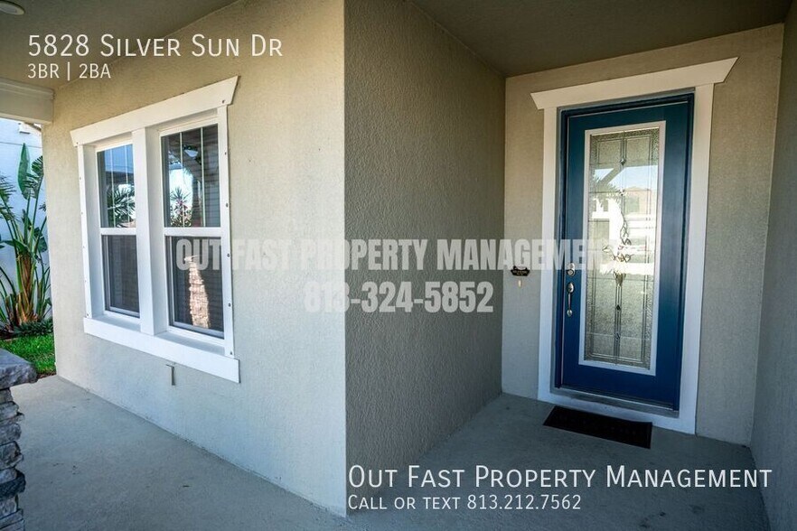 Building Photo - 5828 Silver Sun Dr