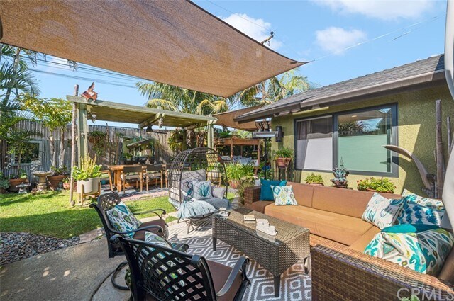 Building Photo - 16341 Hollywood Ln