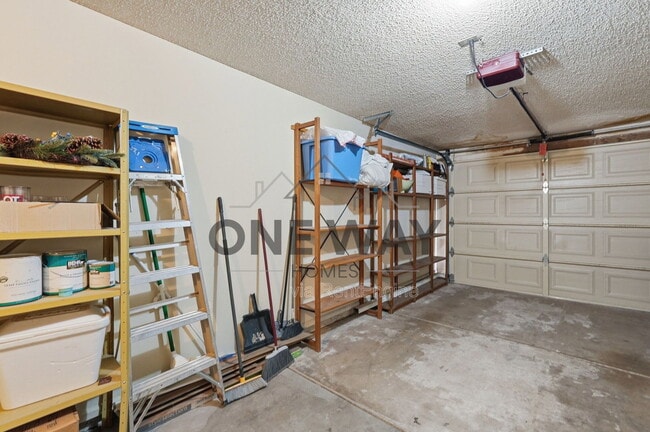 Building Photo - 2929 E Broadway Rd