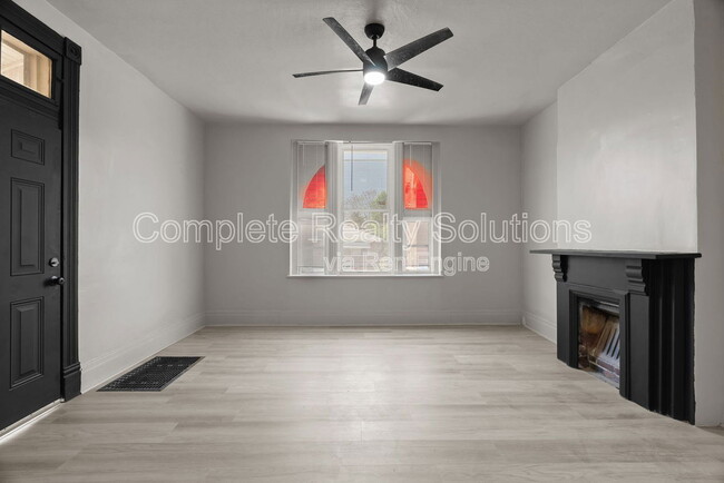 Building Photo - 4038 California Ave