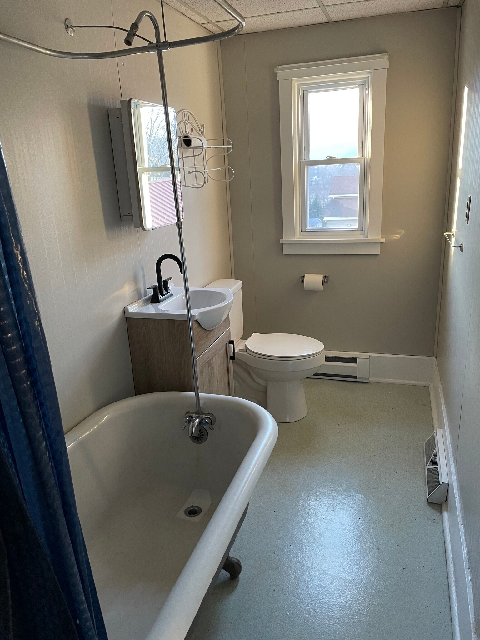 Building Photo - 303 N 3rd St