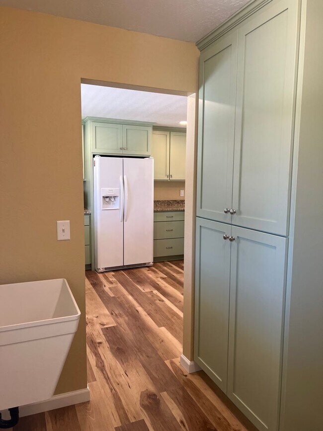 Building Photo - Newly remodeled three bedroom, two bath home - Available Late May