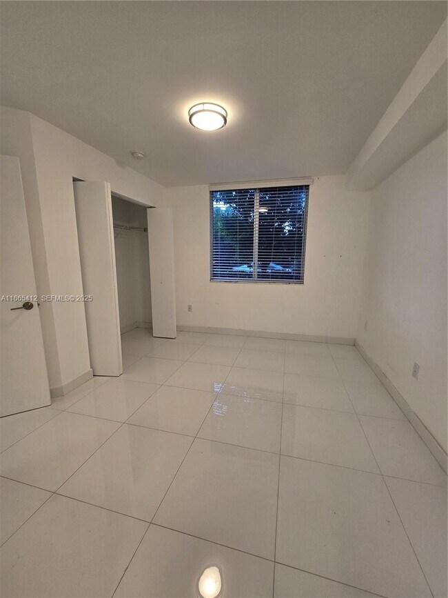 Building Photo - 2651 NE 212th Terrace