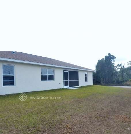 Building Photo - 4893 Fairlane Dr