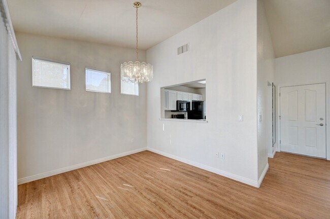 Building Photo - Charming 2 Bedroom, Single-Story Home in S...
