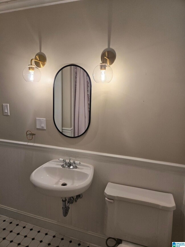 Building Photo - 109 Knoll Crest Dr