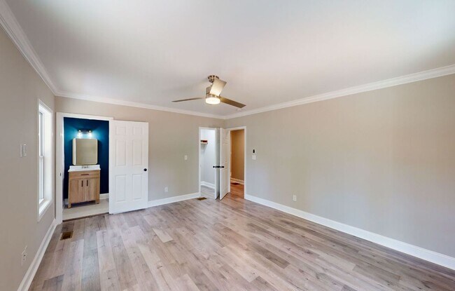 Building Photo - 3345 Flowers Dr