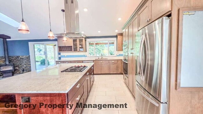 Building Photo - First Time Rental! Newly Remodeled 3bed 2bath Super clean home in top condition. Just under 1 acr...