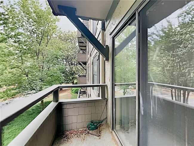 Building Photo - 1217 Highland Bluff NW