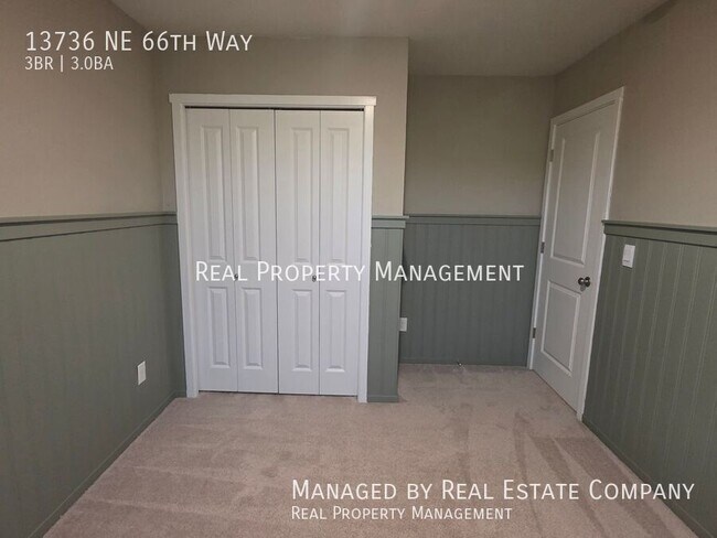 Building Photo - 13736 NE 66th Wy