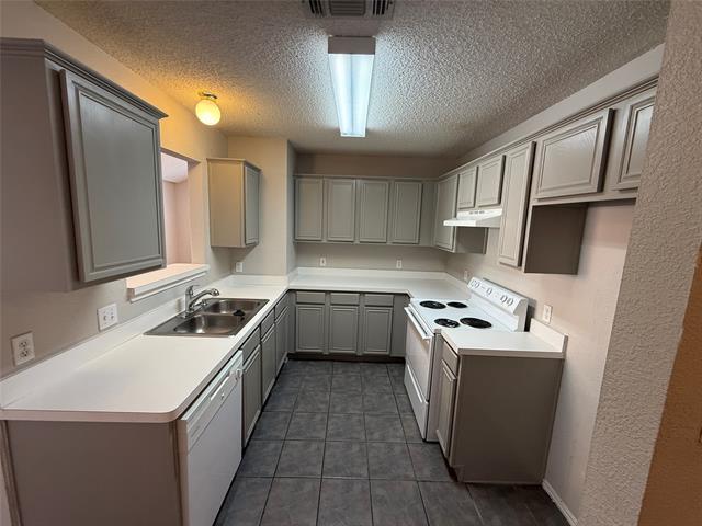 Building Photo - 8175 Waterside Trail