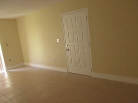 Building Photo - 7427 SW 152nd Ave