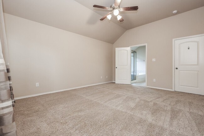 Building Photo - 2919 Chalet Knolls Ln