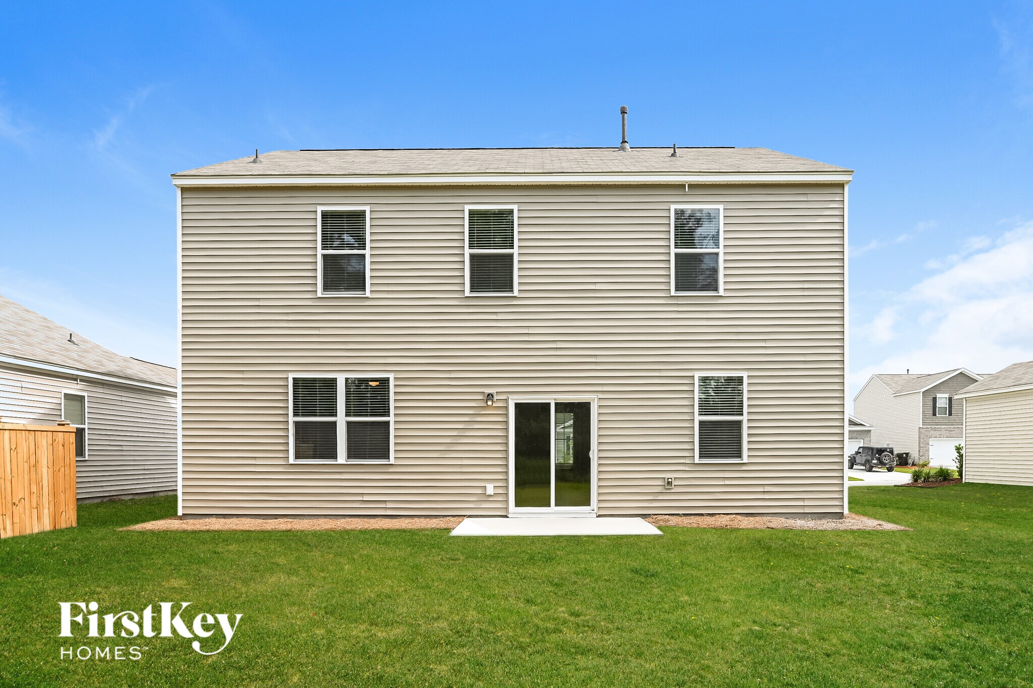 Building Photo - 196 Greenwich Dr