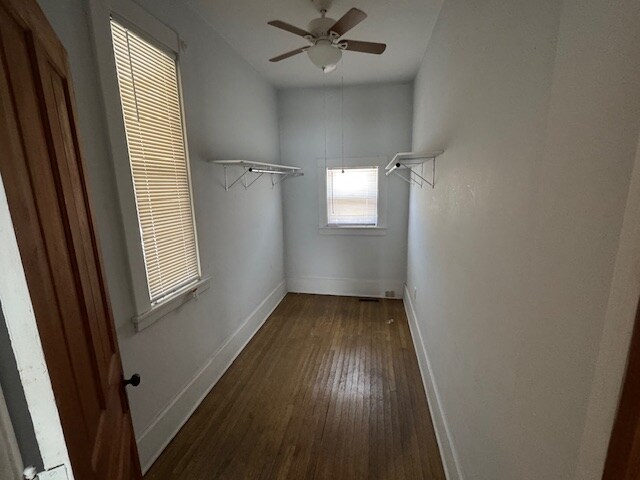 Building Photo - 602 Windsor Terrace SE