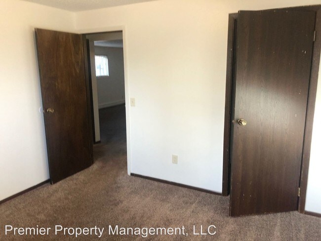 Building Photo - 1510 1st Ave NW