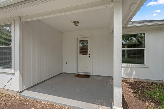 Building Photo - 5400 Rusk Ct