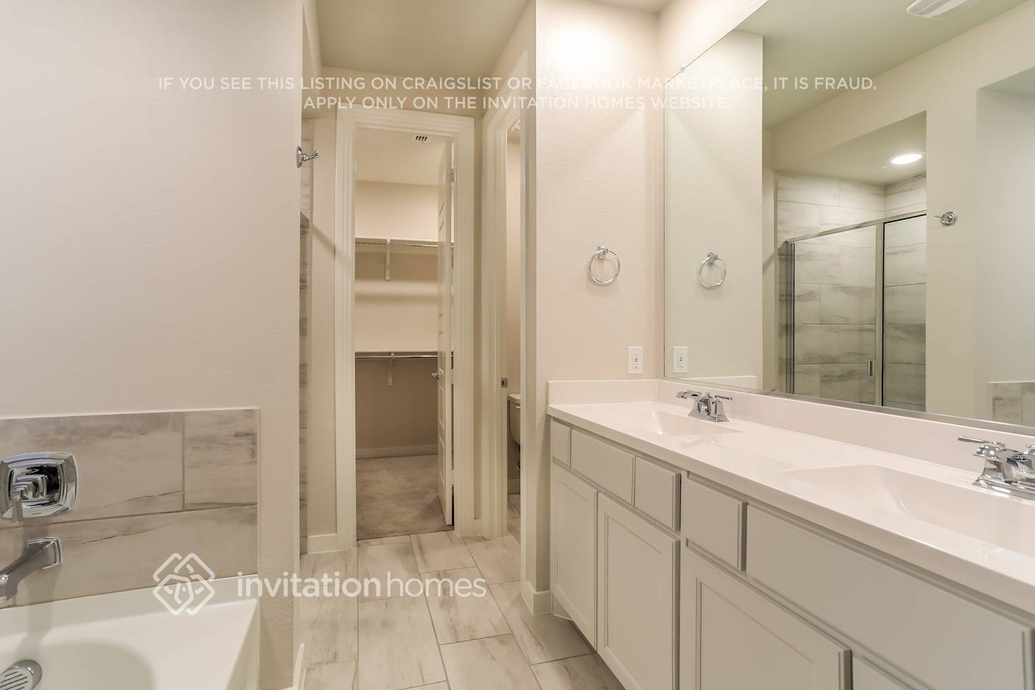 Building Photo - 2533 Stella Ln