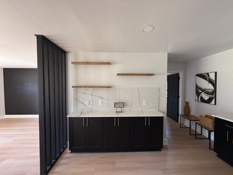 Building Photo - 2915 Reynolds Park Rd