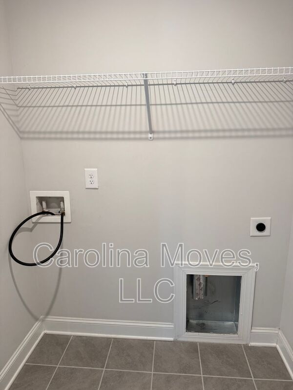 Building Photo - 2103 Greasby Ct