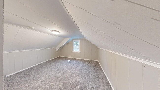 Building Photo - Jefferson Area - 3 Bedroom Single Family Home (between Lorain and Triskett)