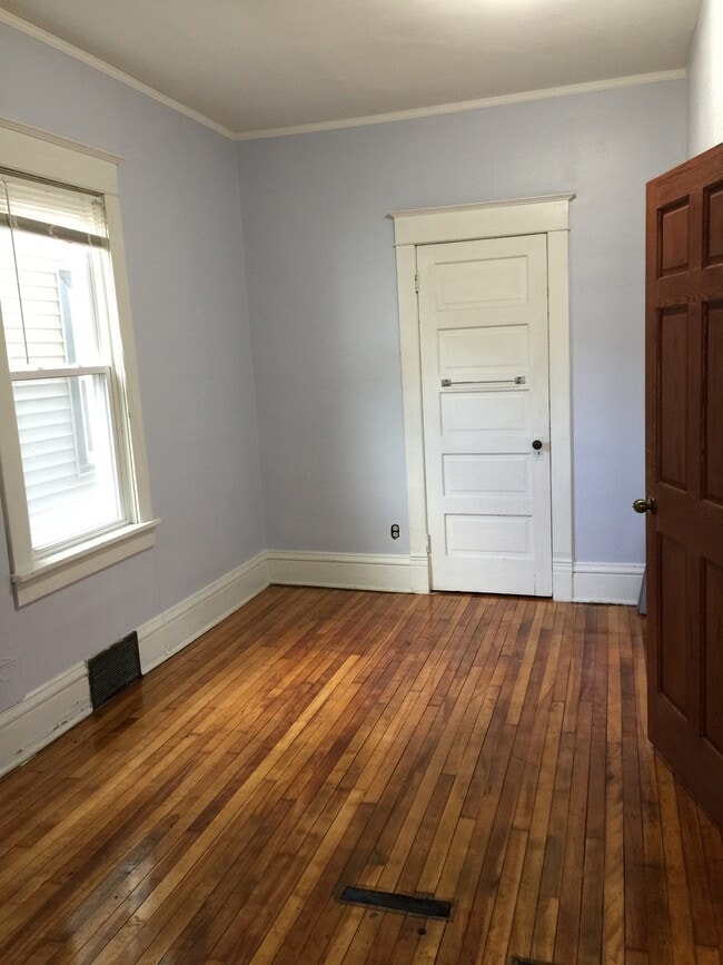 bedroom 1 - 201 S Bassett St