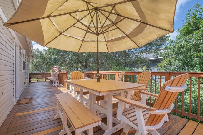 Building Photo - 4327 S Hammerhead Dr
