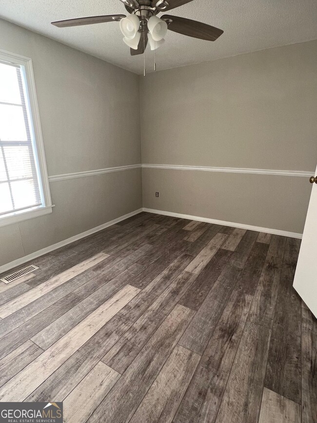Building Photo - 2442 Womack Cir