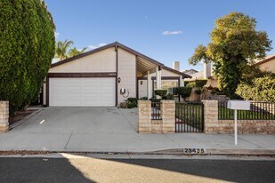 Building Photo - 25435 Via Pacifica