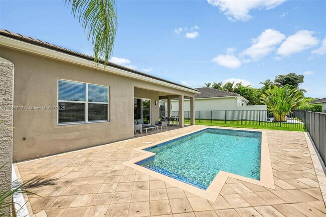 Building Photo - 9706 Celtic Sea Ln