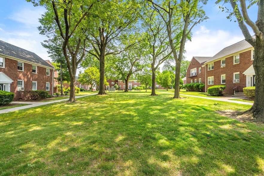 Building Photo - Styertowne Apartments