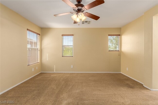 Building Photo - 179 Redwood Pond Dr