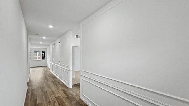 Building Photo - 1462 Everett Gdns Wy