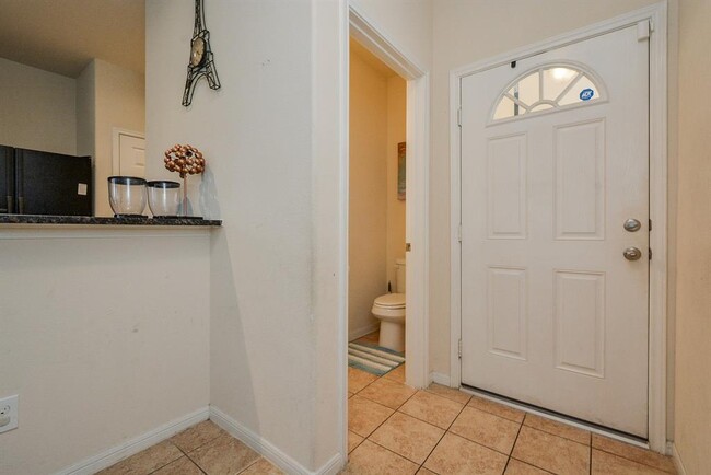 Building Photo - 6038 Wesley Manor Ct